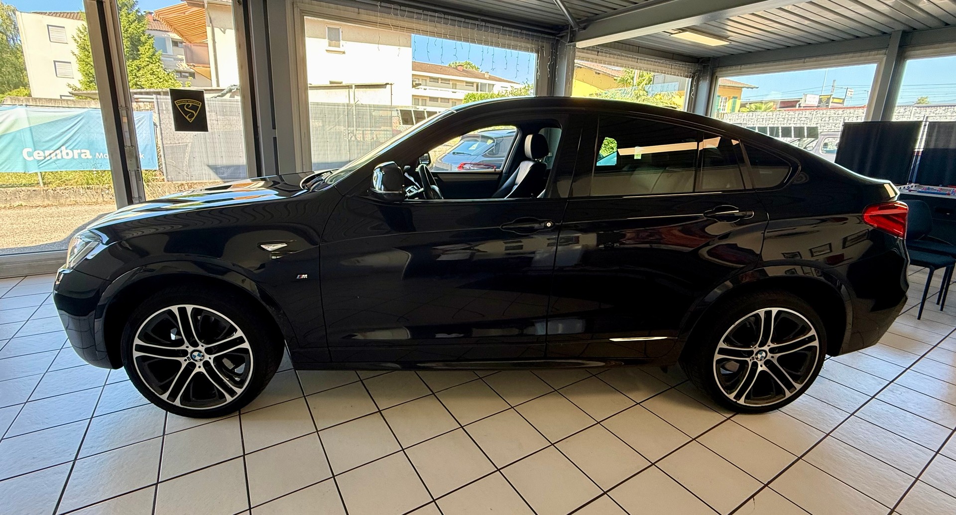 BMW X4 xDrive 20d M Sport Steptronic-image-5
