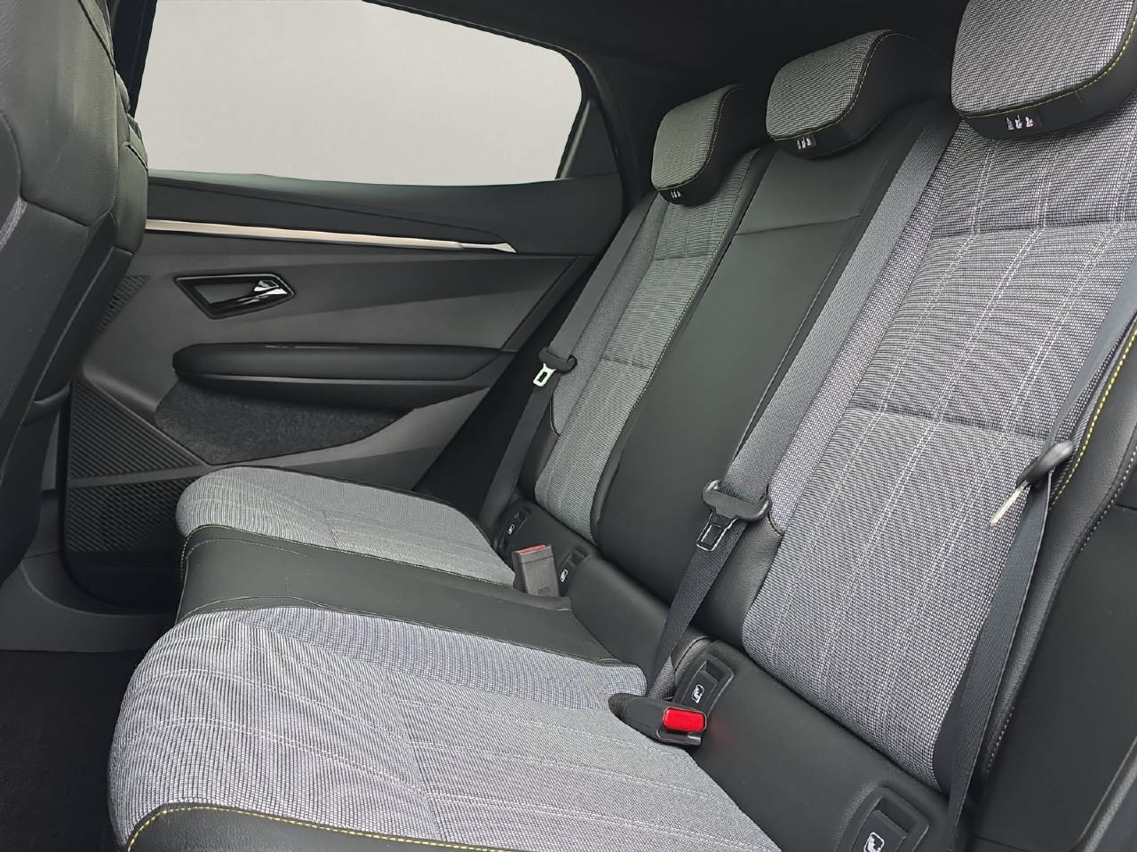 RENAULT Mégane E-Tech techno-image-9