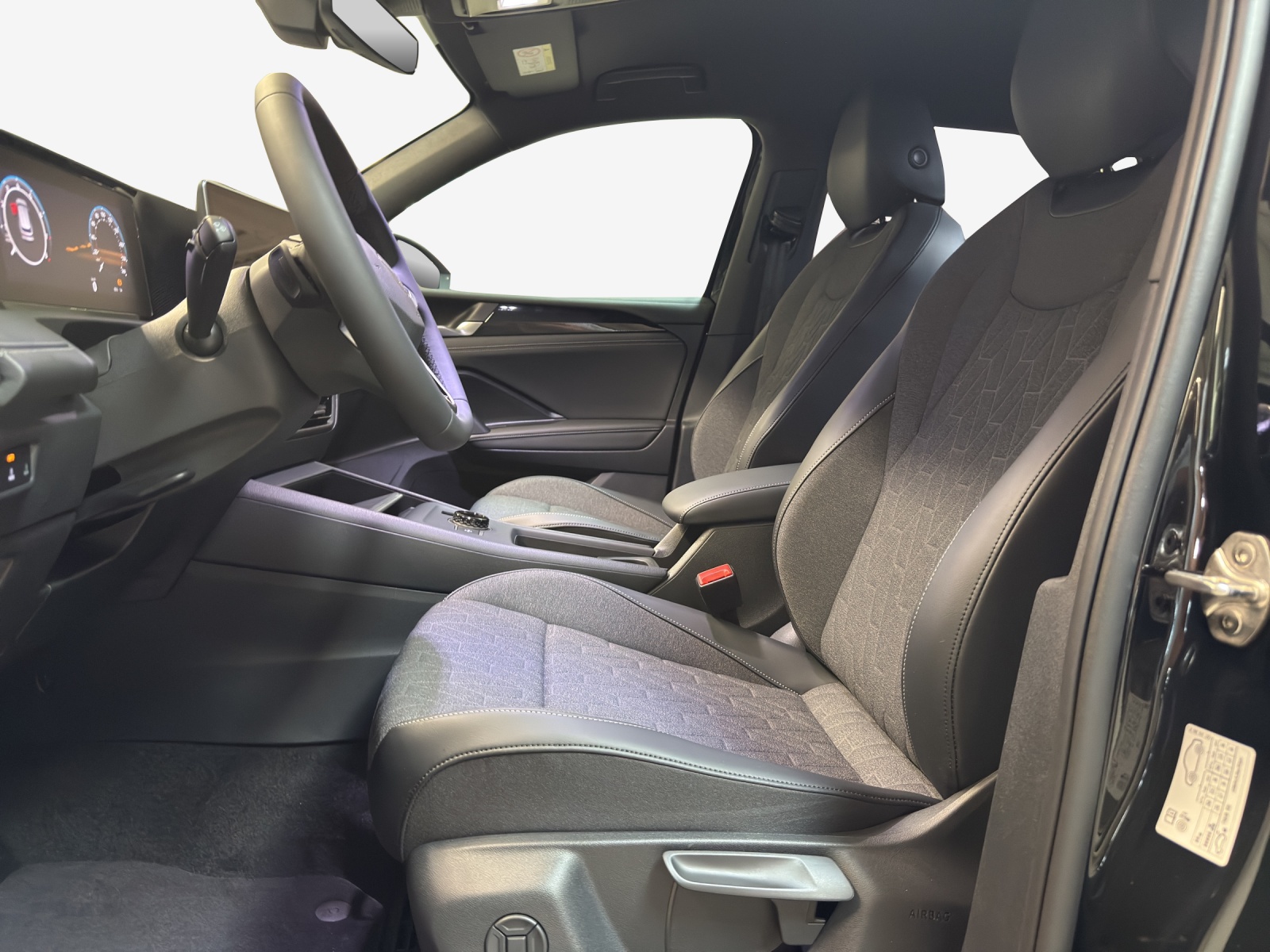 VW Tiguan 1.5 TSI evo2 mHEV Life DSG-image-7
