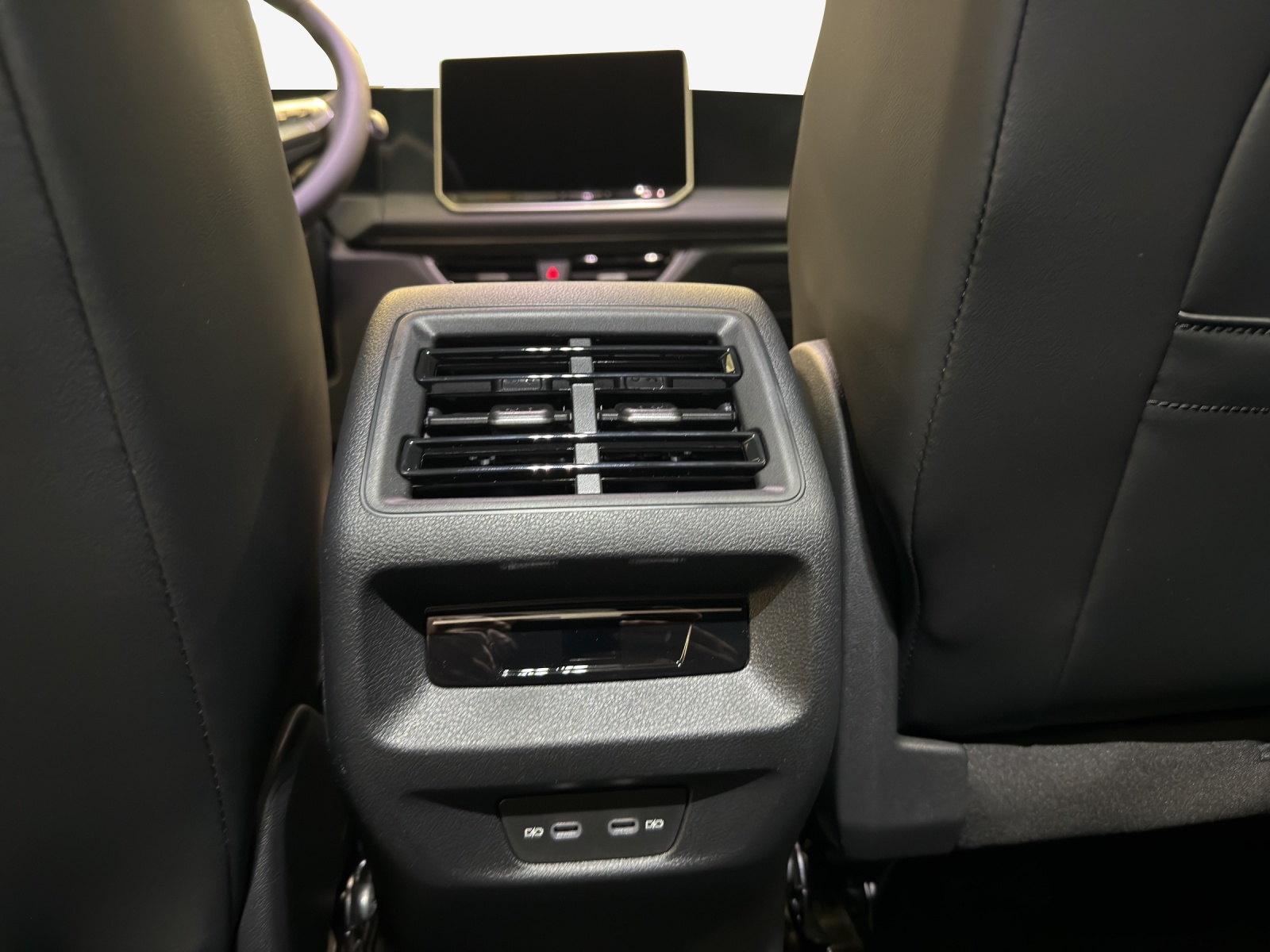 VW Tiguan 1.5 TSI evo2 mHEV Life DSG-image-10