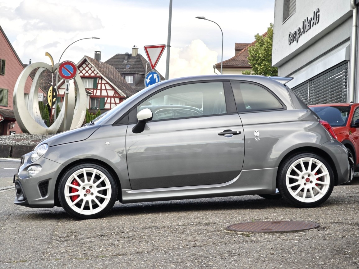 FIAT 595 Abarth 1.4 T-Jet 180 Esseesse / 70TH Anniversary Edition-image-0