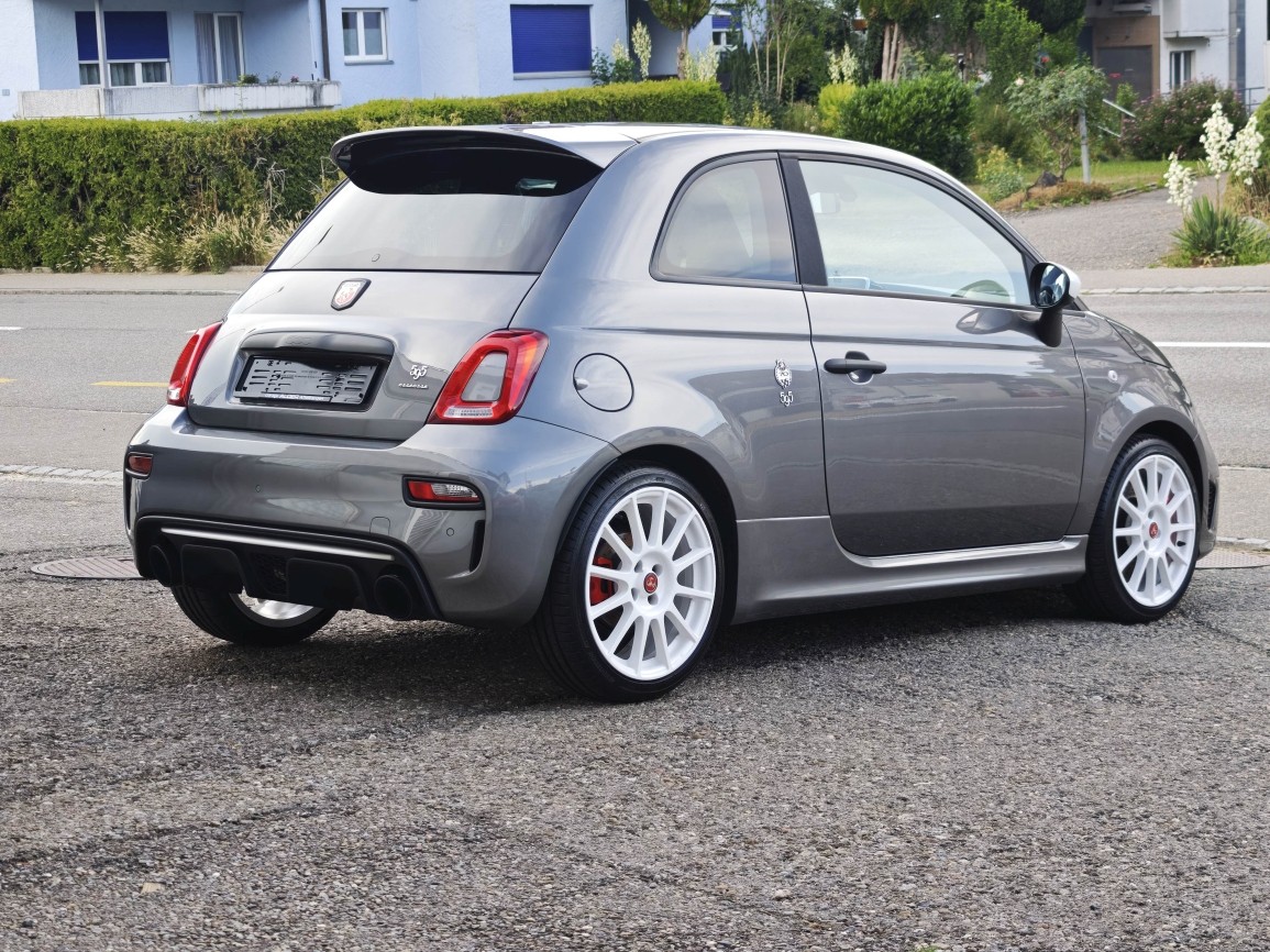 FIAT 595 Abarth 1.4 T-Jet 180 Esseesse / 70TH Anniversary Edition-image-4