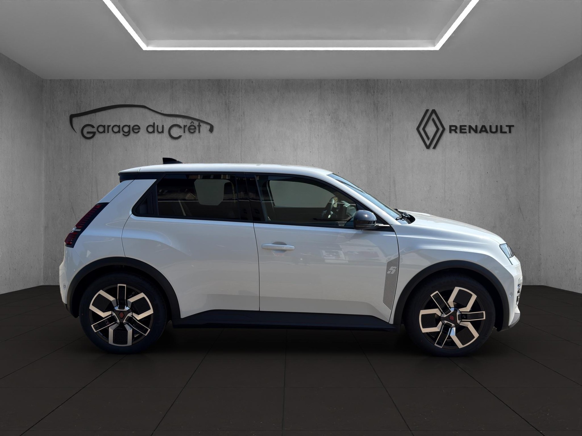 RENAULT R5 E-Tech Comfort Range techno-image-5