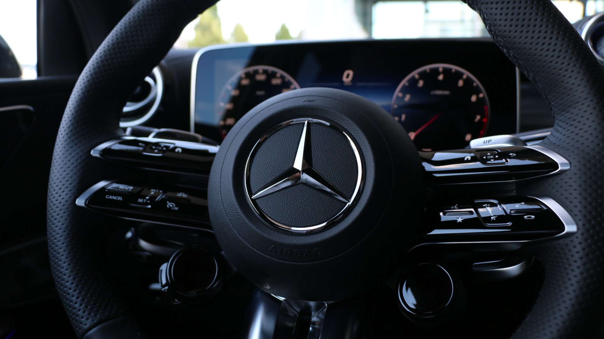 MERCEDES-BENZ AMG GLC 53 4MATIC+-image-13
