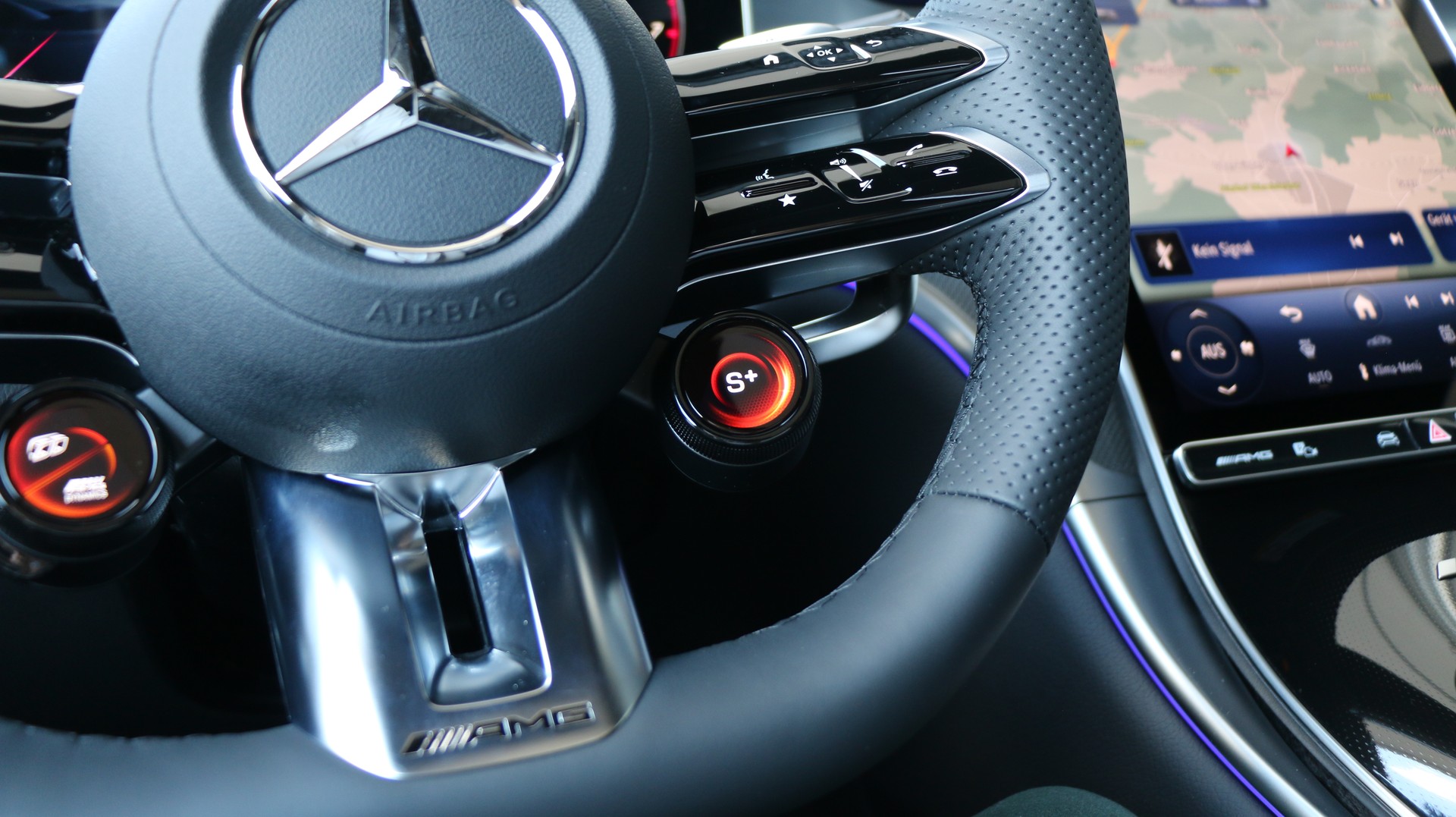 MERCEDES-BENZ AMG GLC 53 4MATIC+-image-14