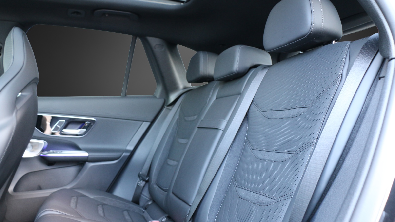 MERCEDES-BENZ AMG GLC 53 4MATIC+-image-11