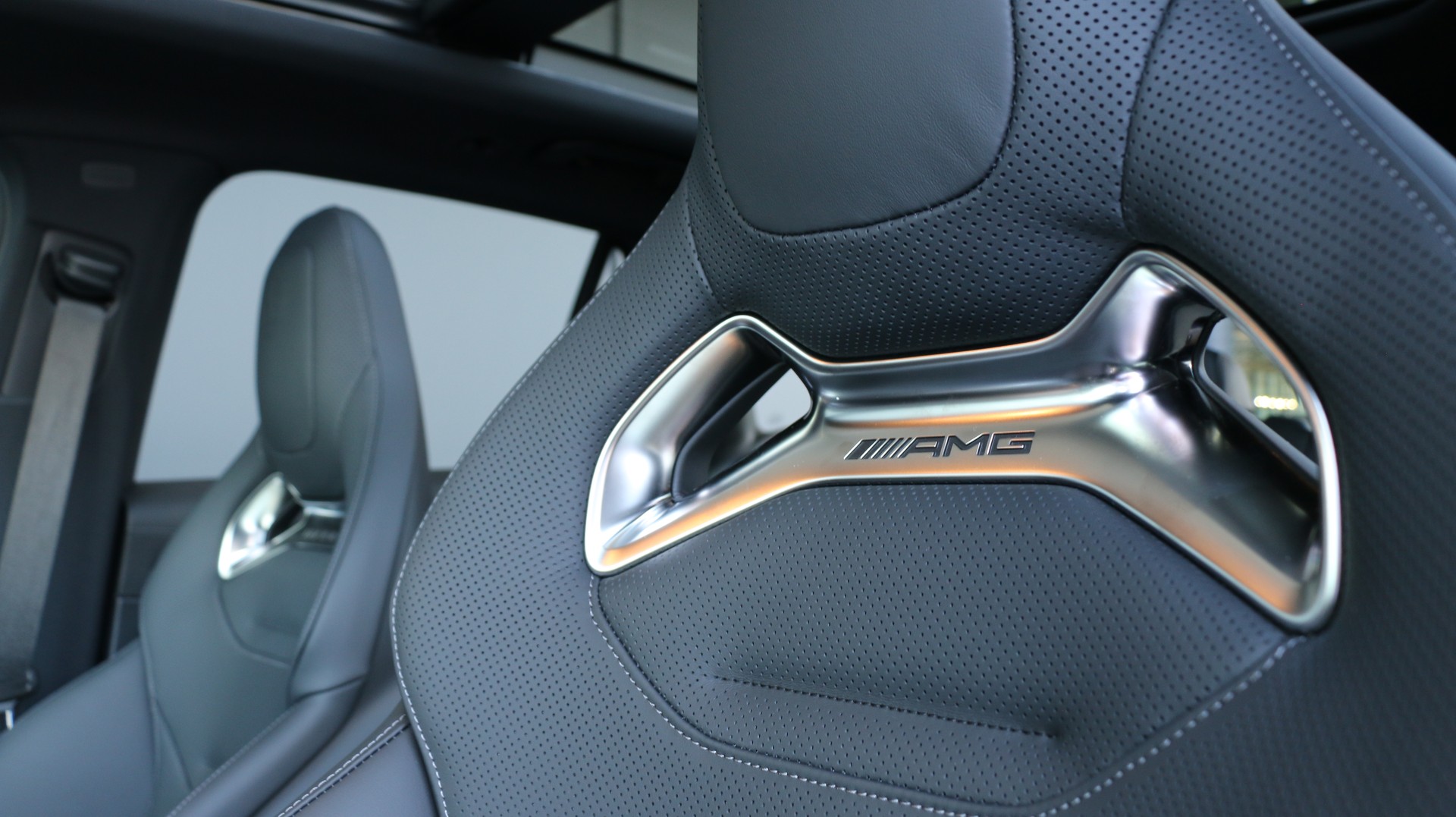 MERCEDES-BENZ AMG GLC 53 4MATIC+-image-9
