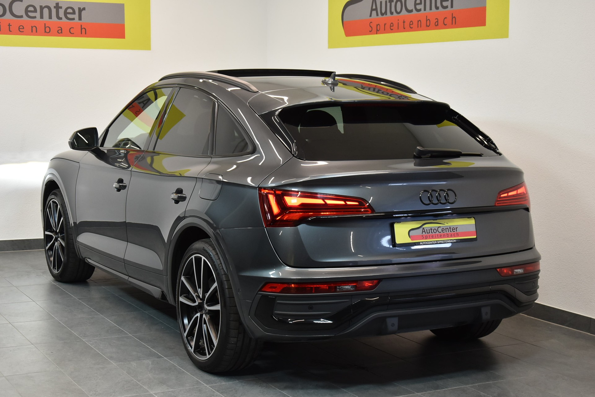 AUDI Q5 Sportback 50 TFSI e PHEV S line quattro S-tronic-image-14