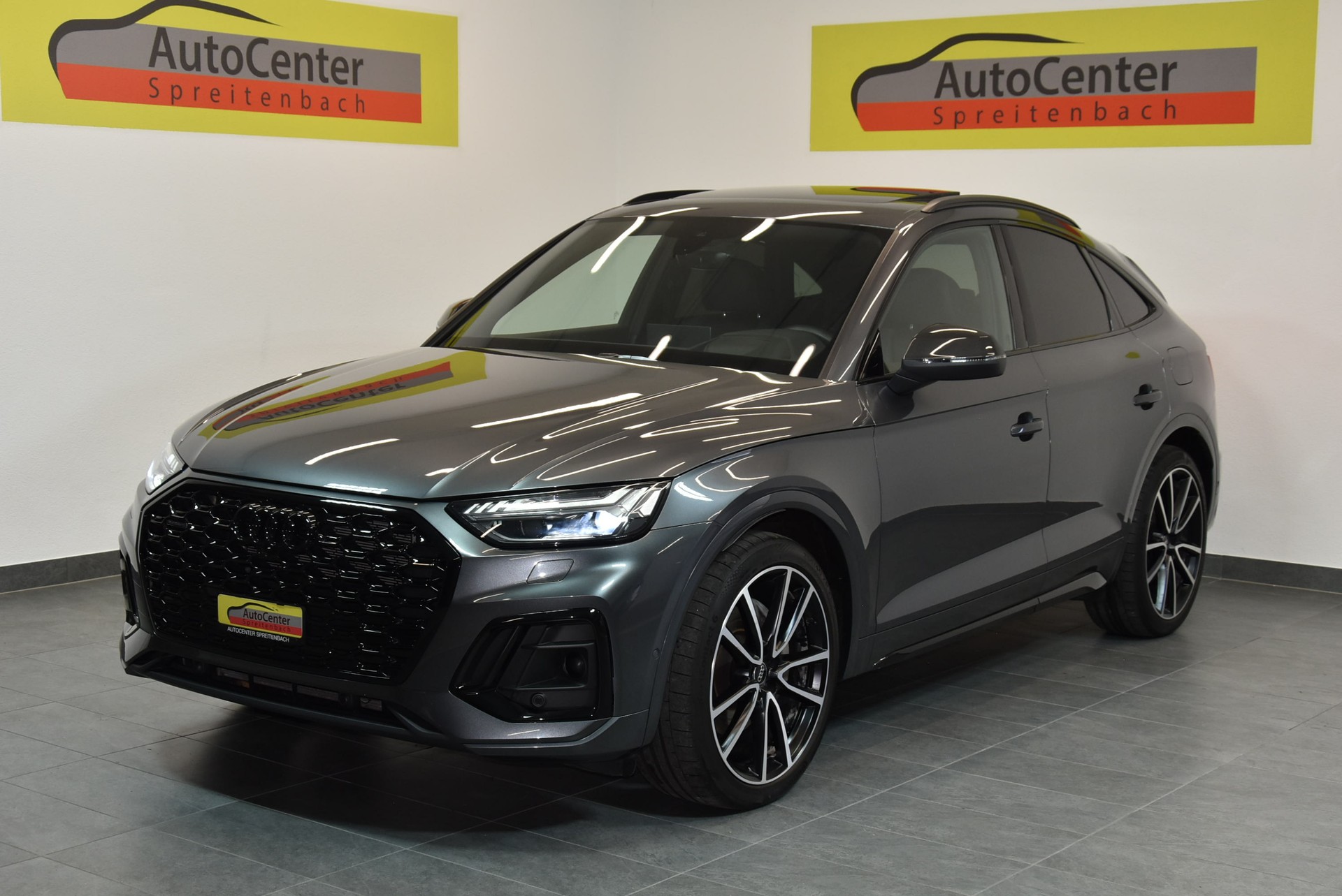 AUDI Q5 Sportback 50 TFSI e PHEV S line quattro S-tronic-image-1