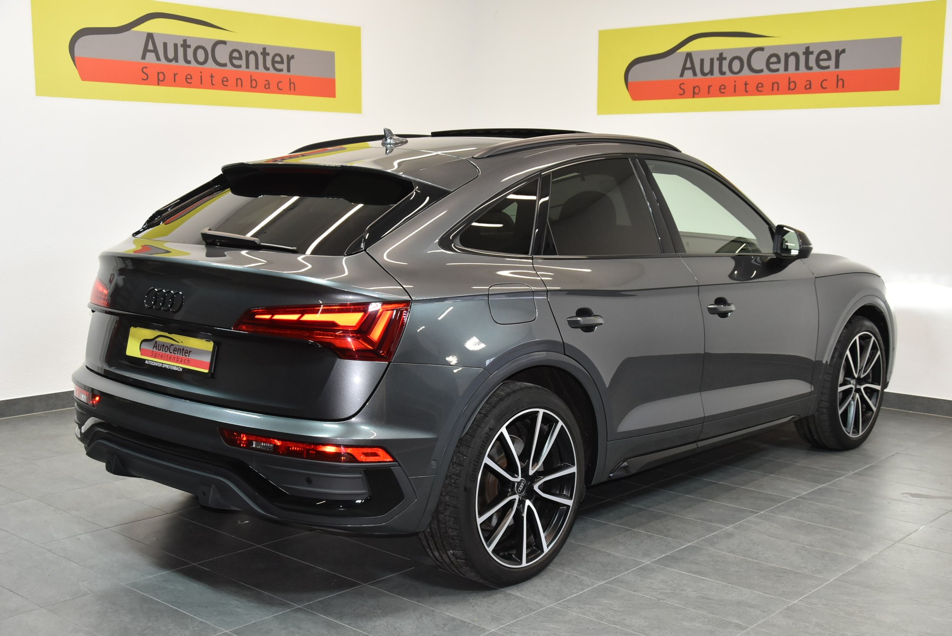 AUDI Q5 Sportback 50 TFSI e PHEV S line quattro S-tronic-image-12