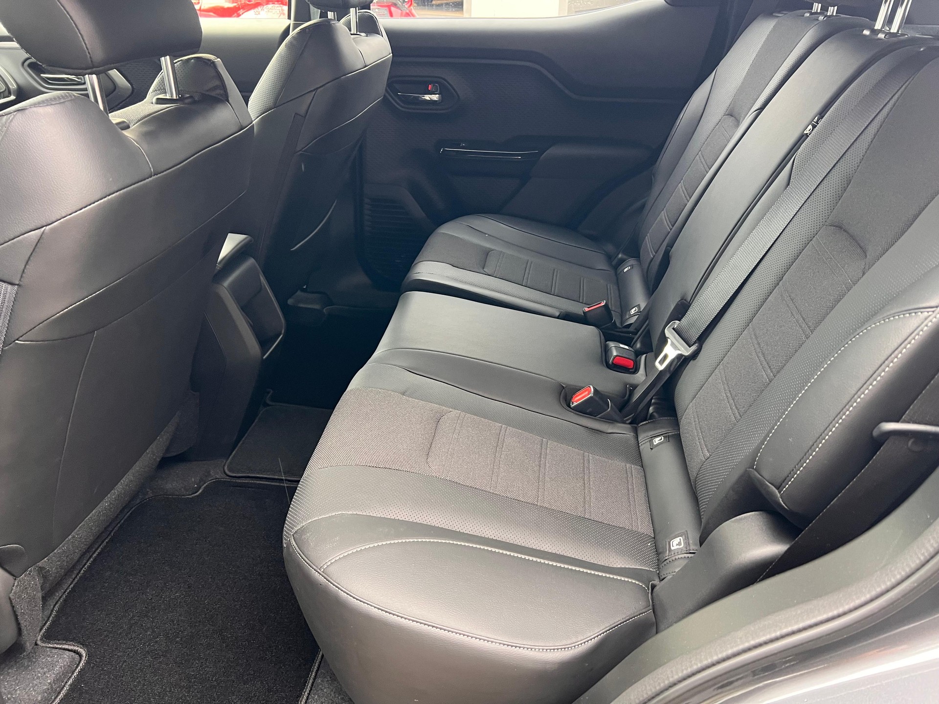 TOYOTA Urban Cruiser Premium AWD-image-10