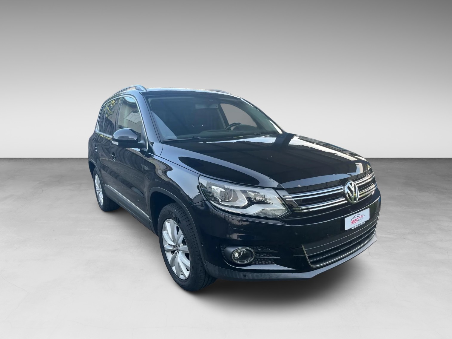 VW Tiguan 2.0 TSI Track&Style 4Motion-image-2