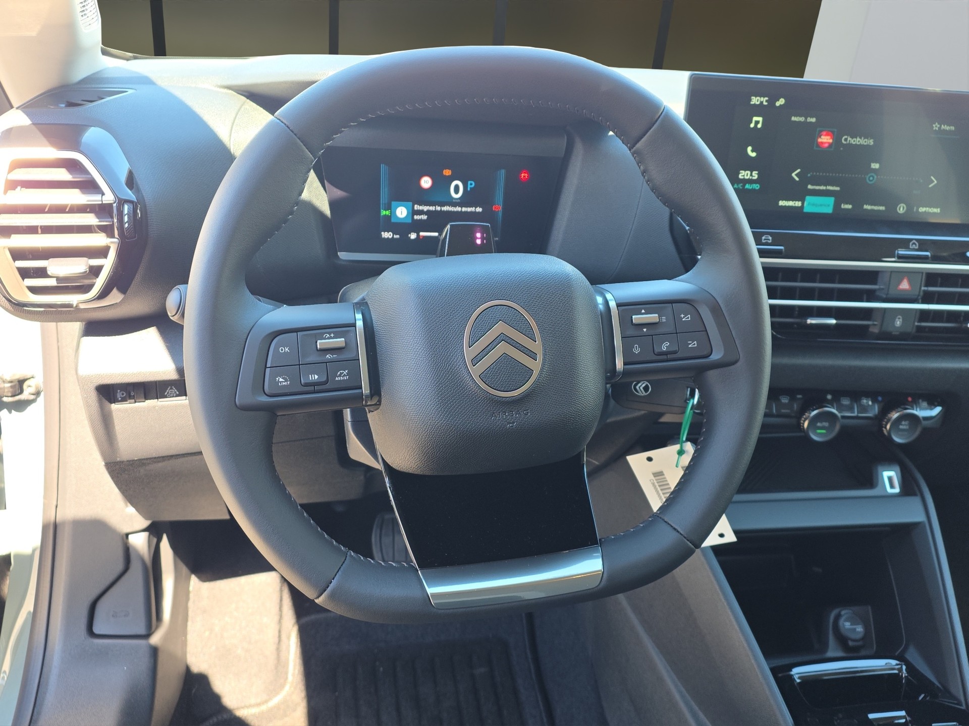 CITROEN C4 1.2 Hybrid Plus-image-9