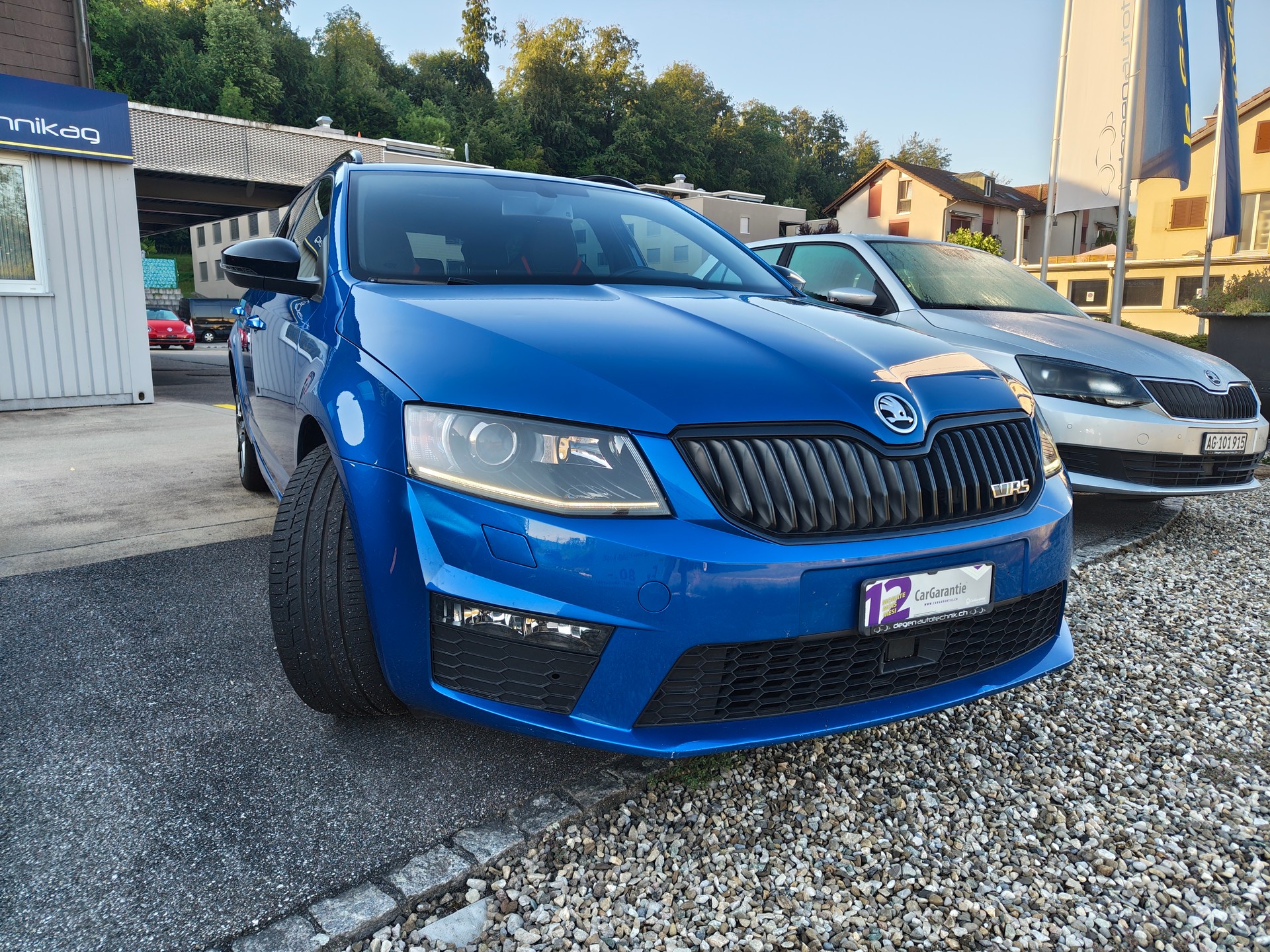 SKODA Octavia Combi 2.0 TDI RS DSG-image-2