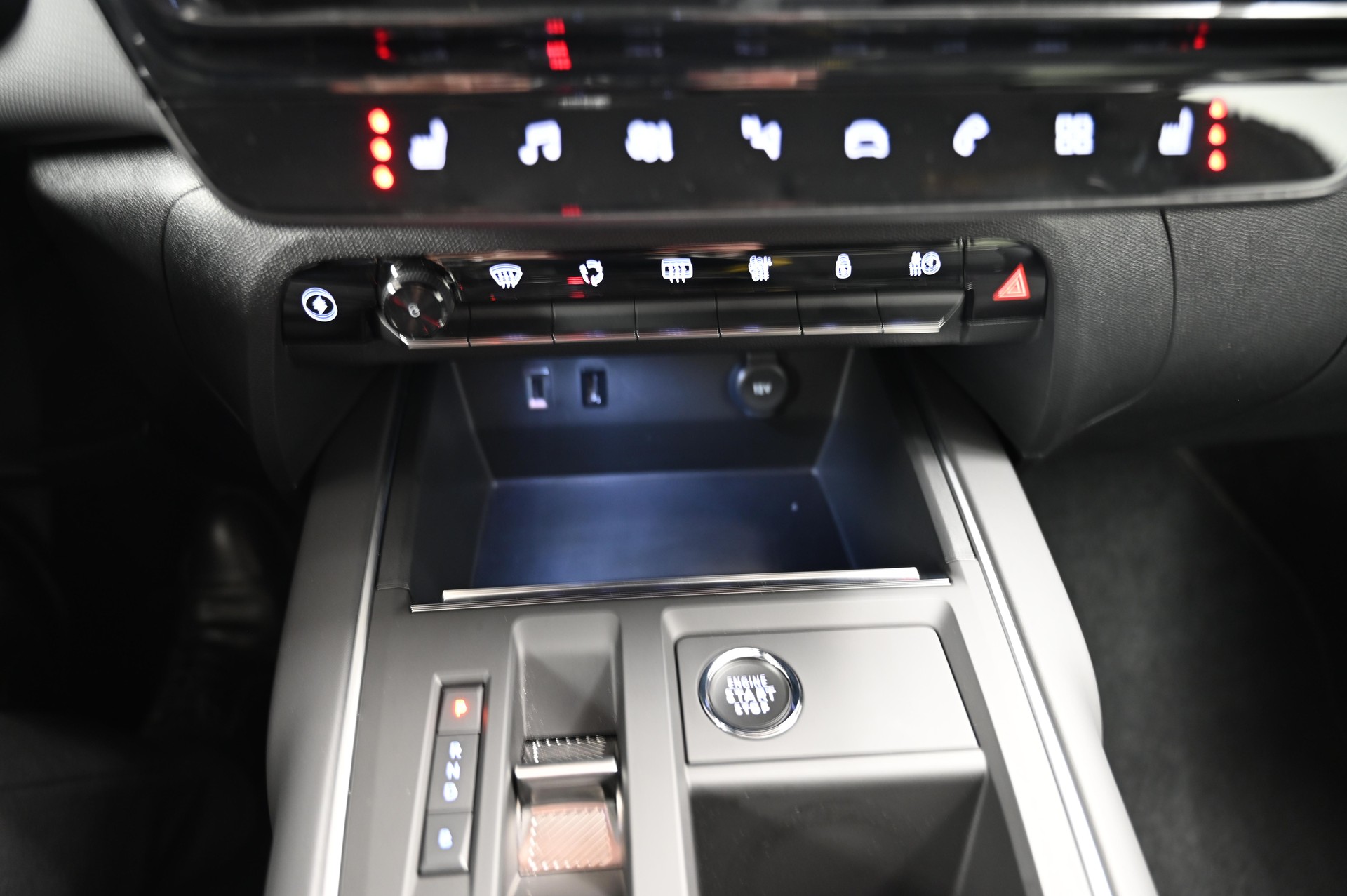 CITROEN C5 Aircross 1.6 Plug-in Hybrid Swiss Edition-image-16