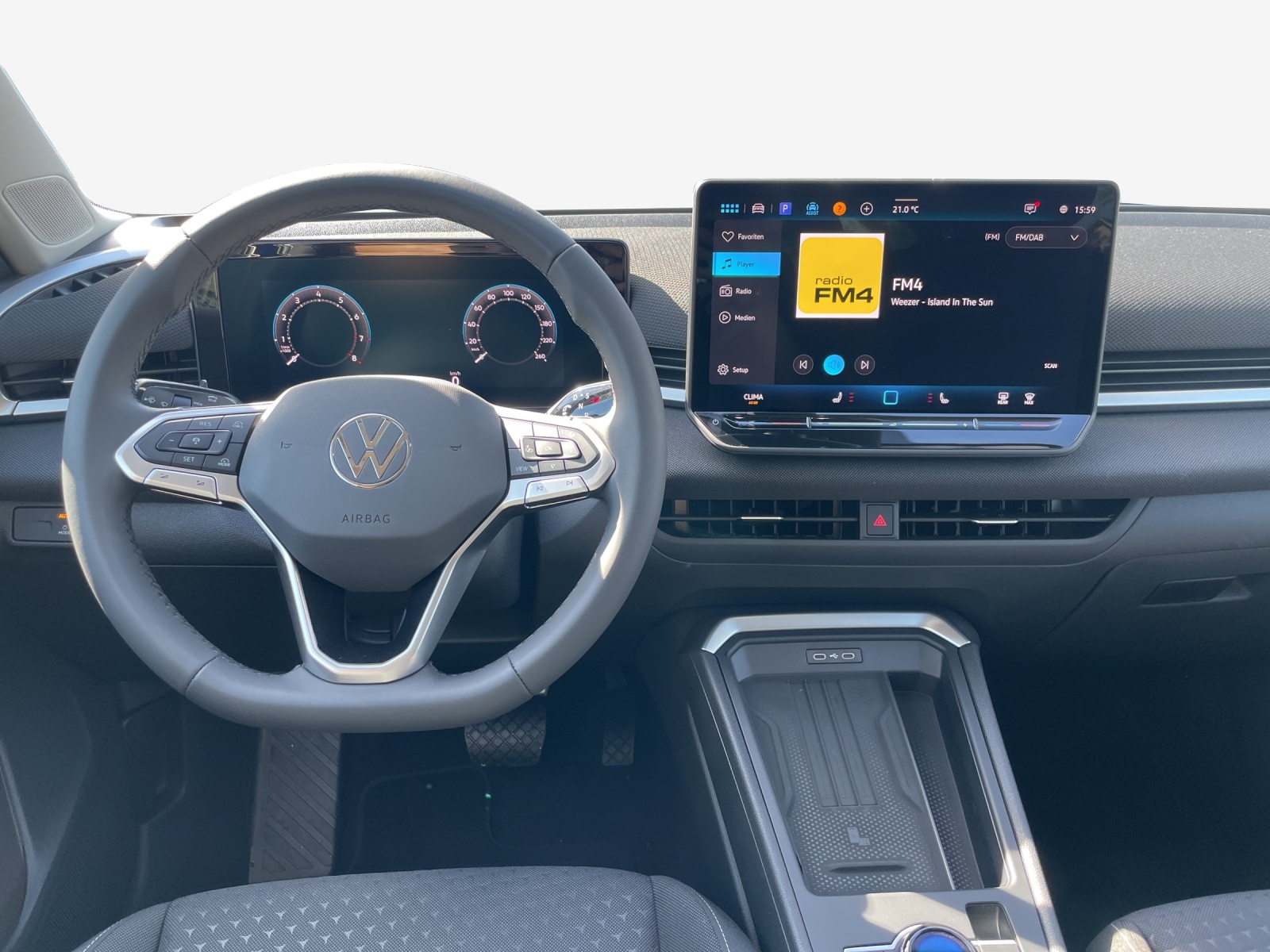 VW T-Roc 1.5 eTSI mHEV Life DSG-image-8