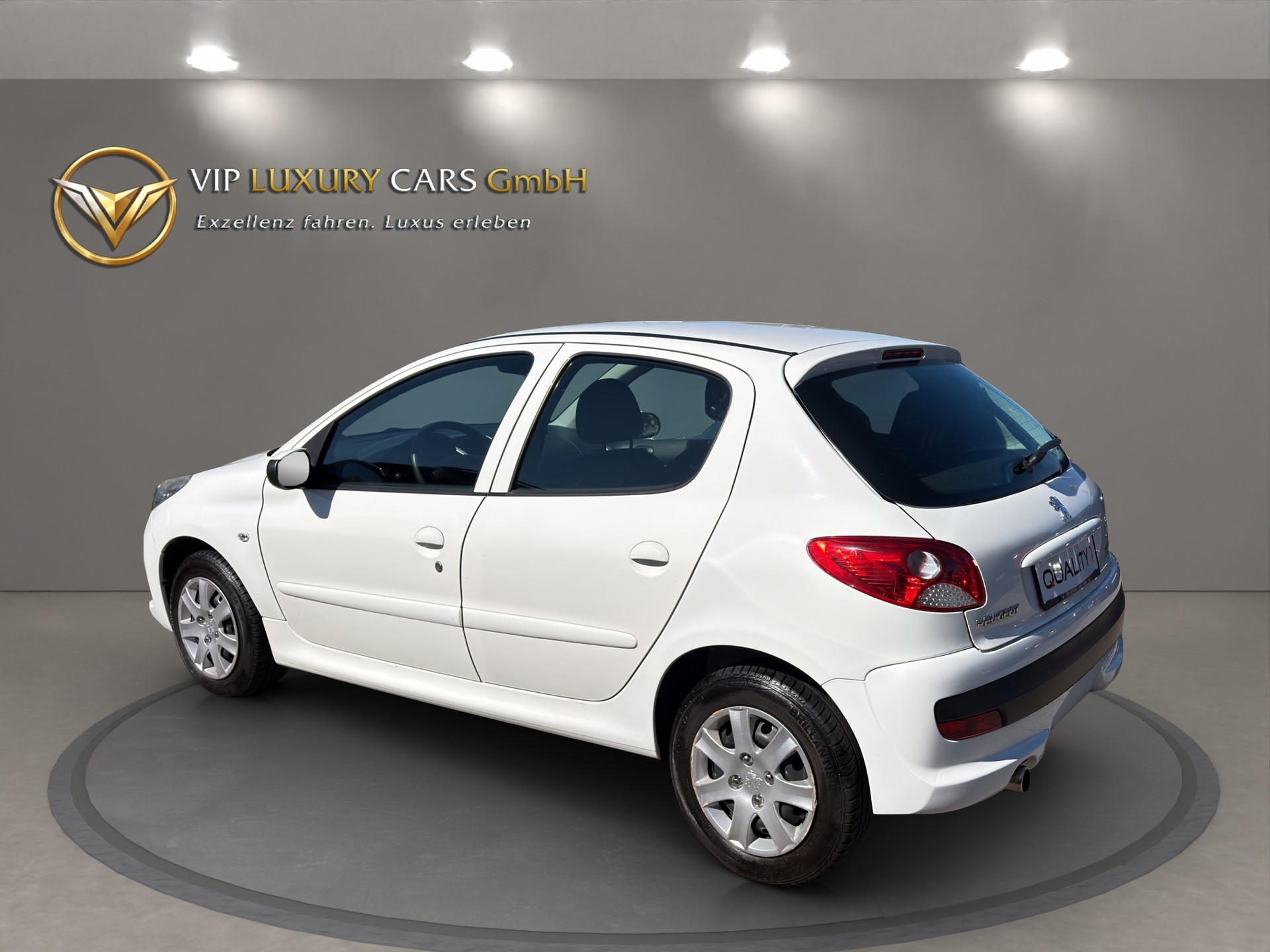 PEUGEOT 206+ 1.4 Trendy-image-5
