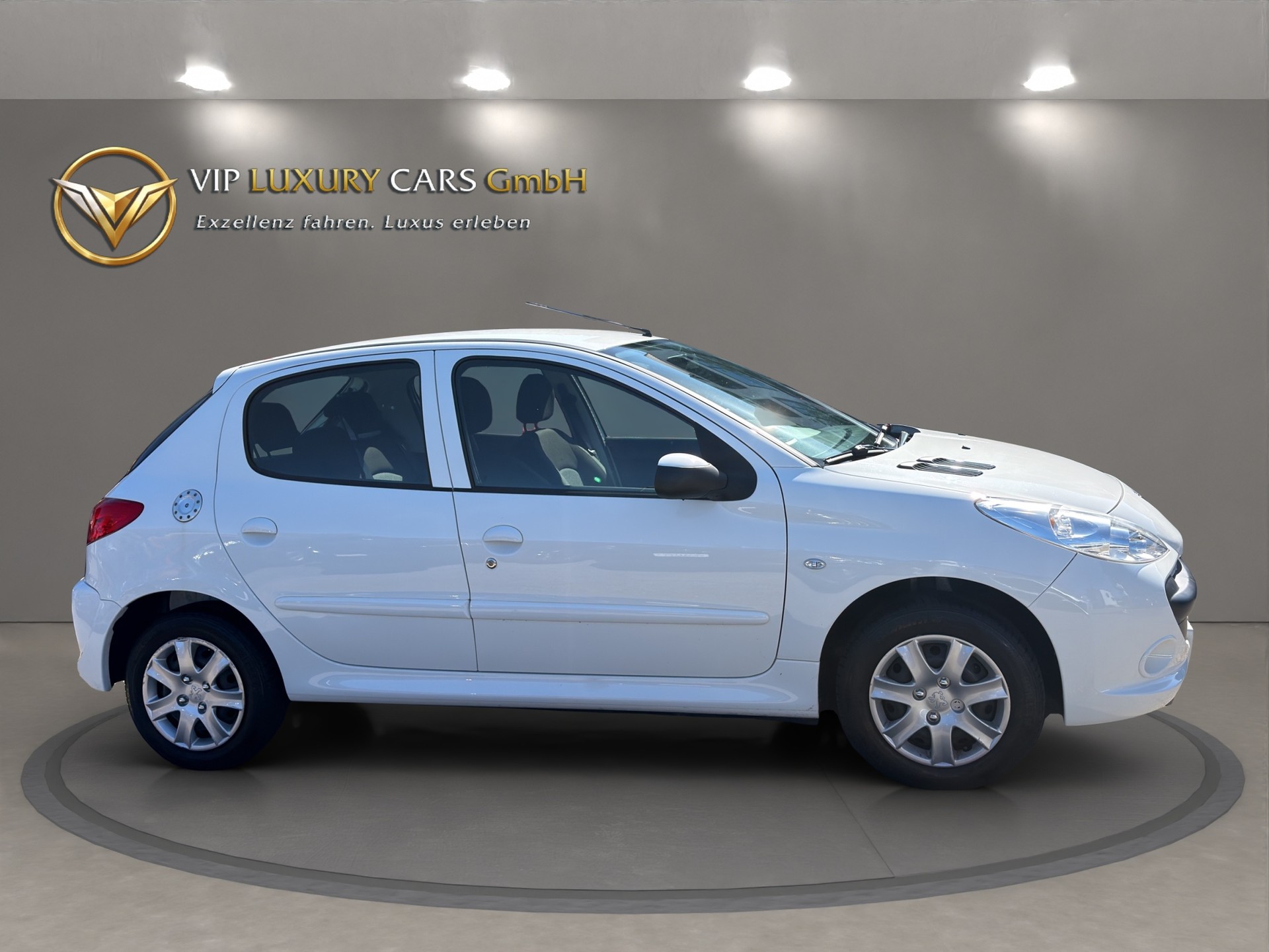 PEUGEOT 206+ 1.4 Trendy-image-6