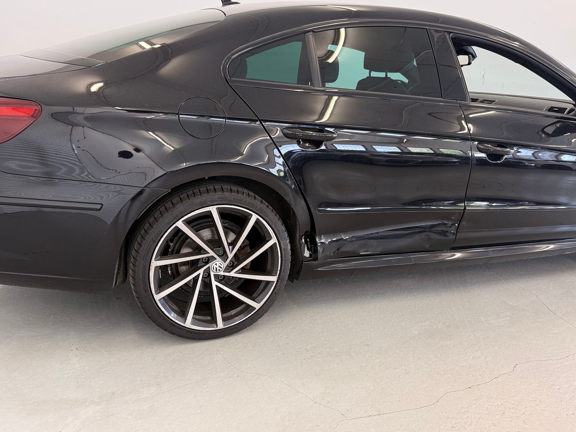 VW 2.0 TDI R-Line-image-8