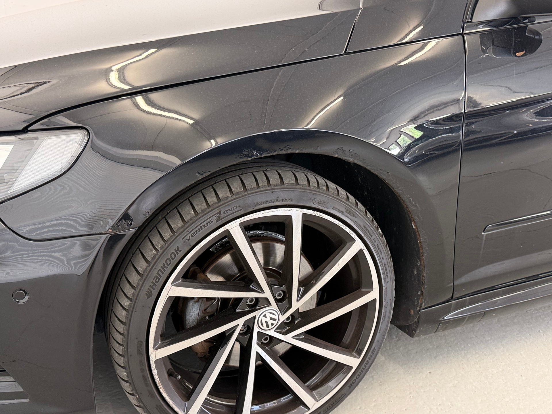 VW 2.0 TDI R-Line-image-5