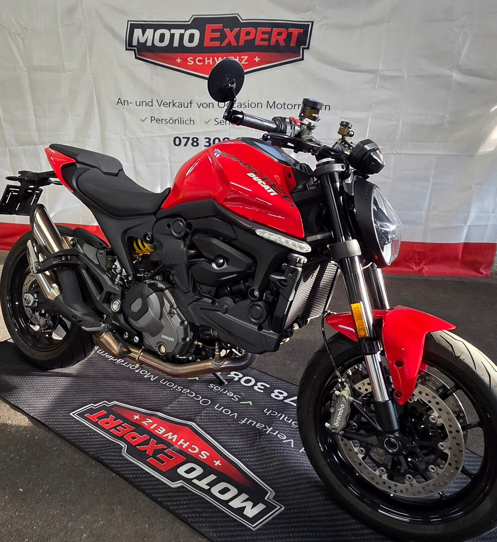 DUCATI Monster 937
