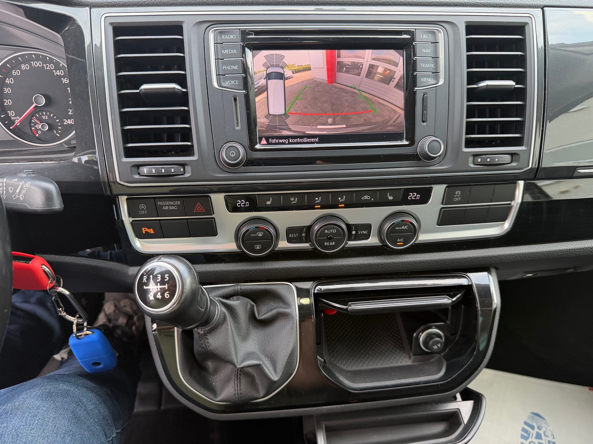 VW T6 Multivan 2.0 Bi-TDI Comfortline 4Motion-image-13