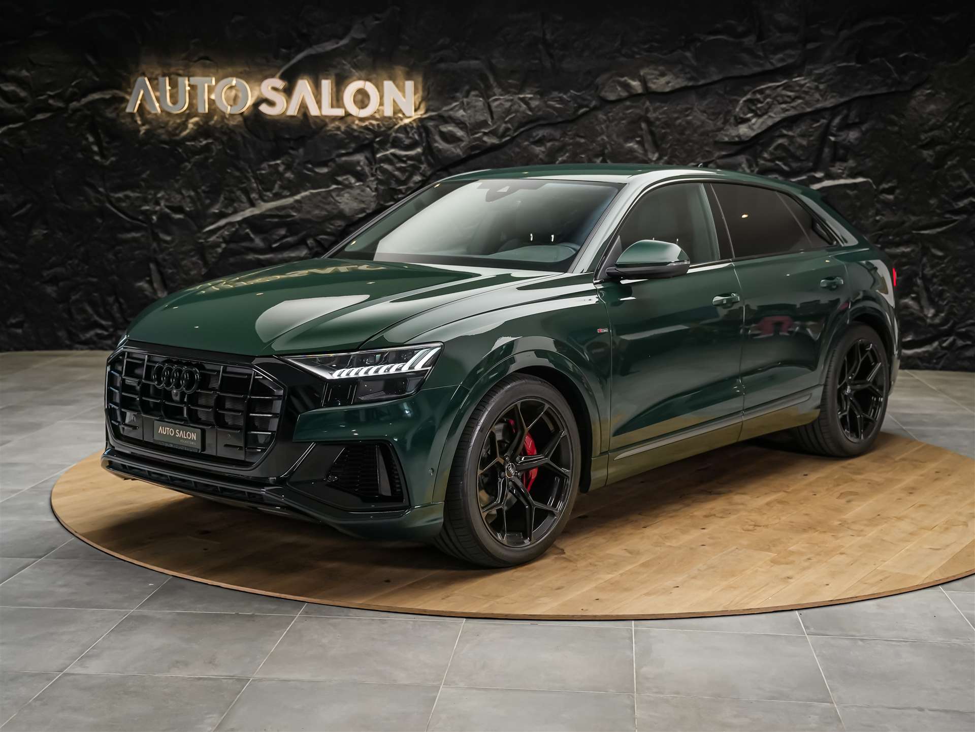 AUDI Q8 55 TFSI quattro tiptronic-image-1