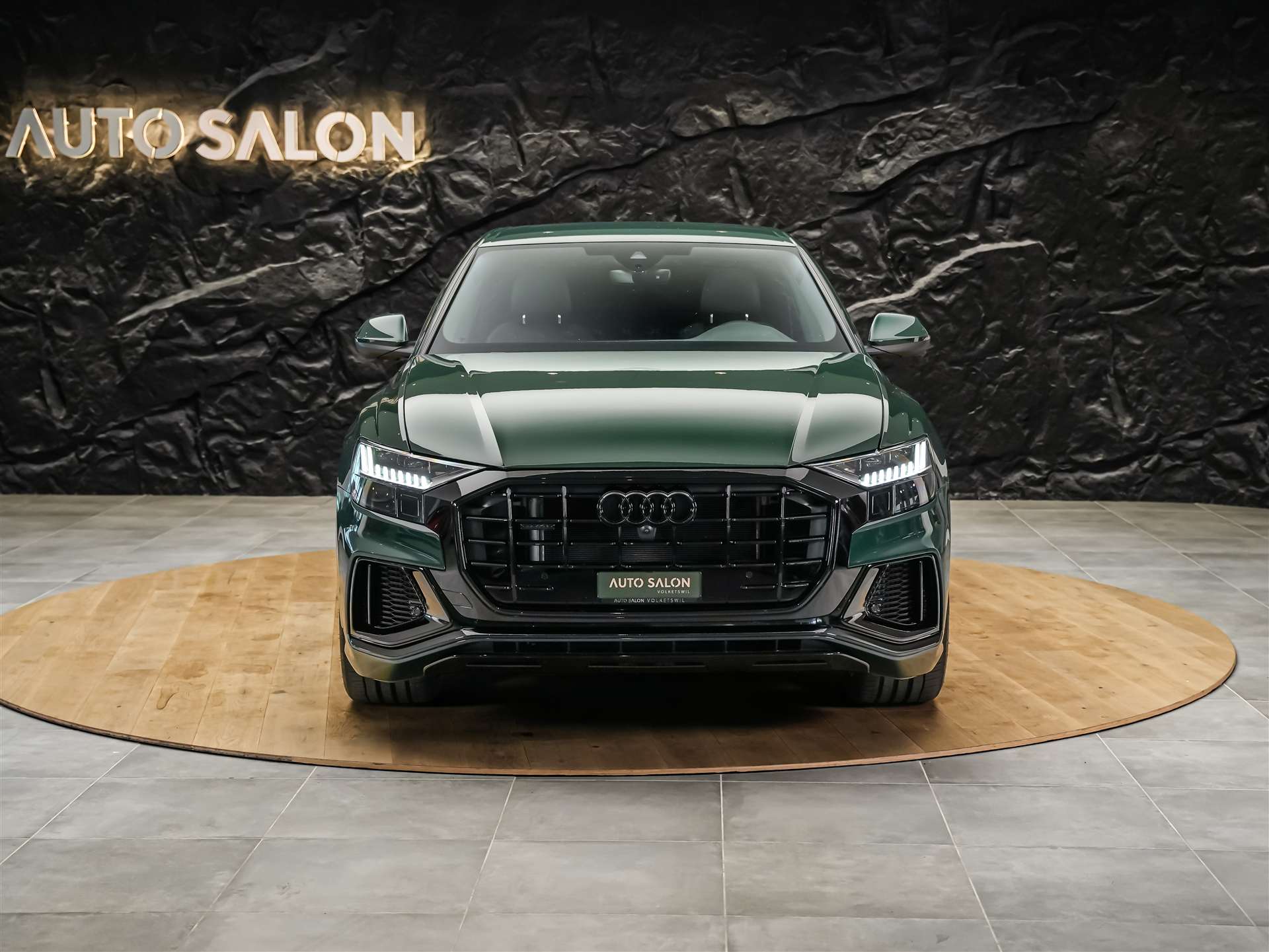 AUDI Q8 55 TFSI quattro tiptronic-image-7