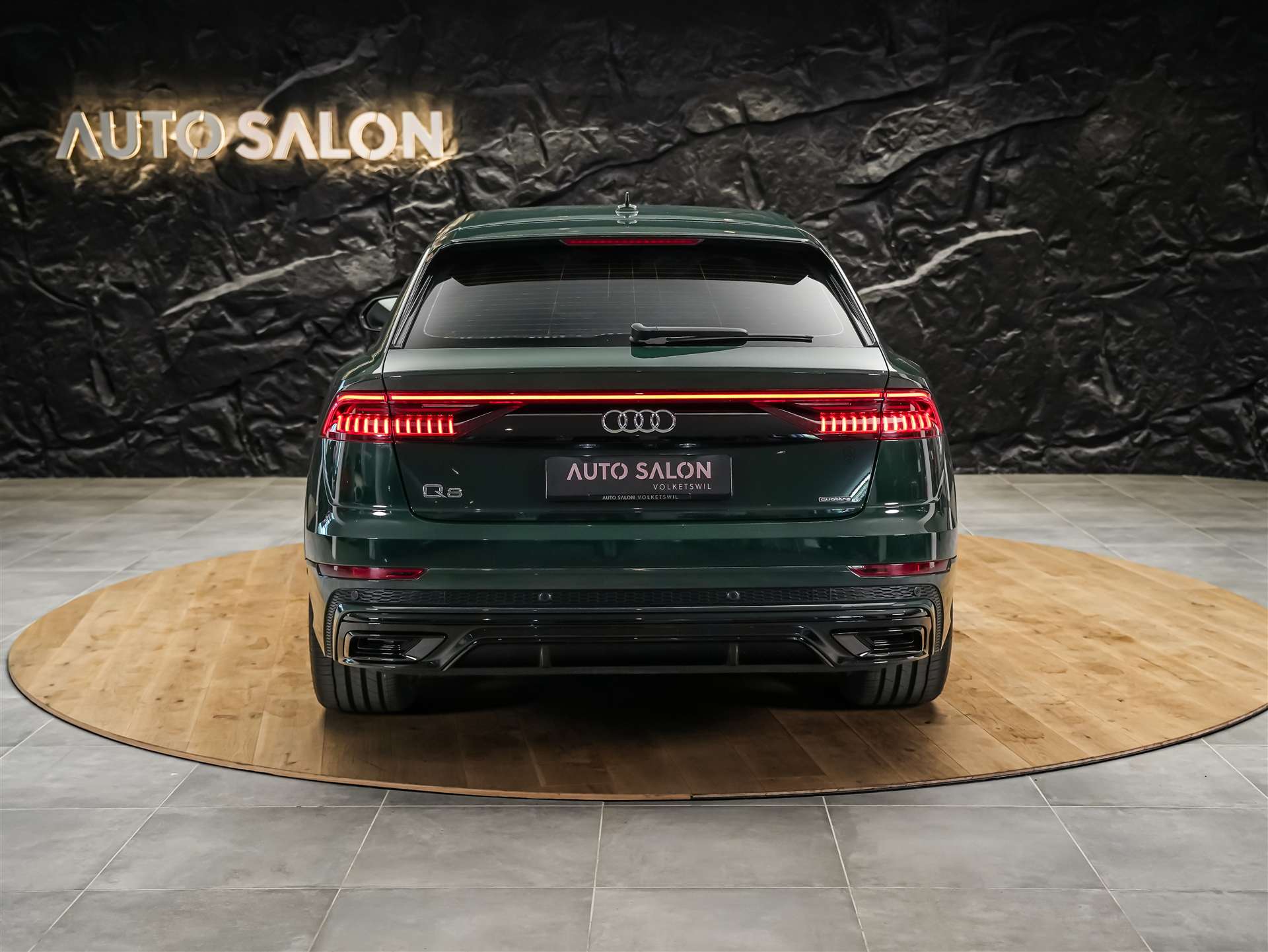 AUDI Q8 55 TFSI quattro tiptronic-image-4