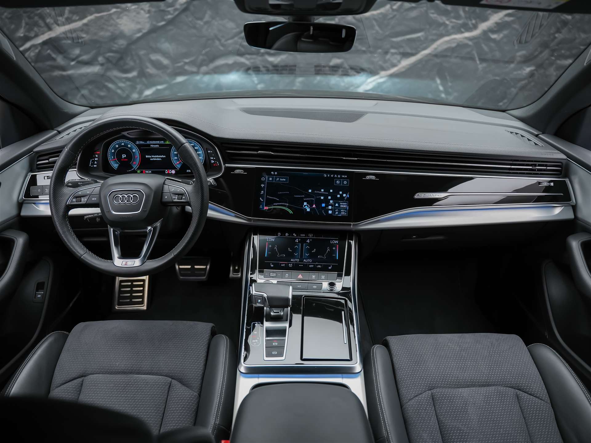 AUDI Q8 55 TFSI quattro tiptronic *22" Felgen*Bang&Olufsen*Luftfahrwerk*360° Kamera*-image-20