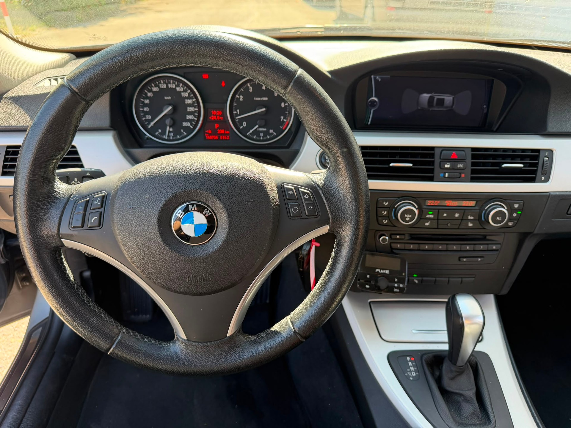 BMW 325i Touring Steptronic-image-4