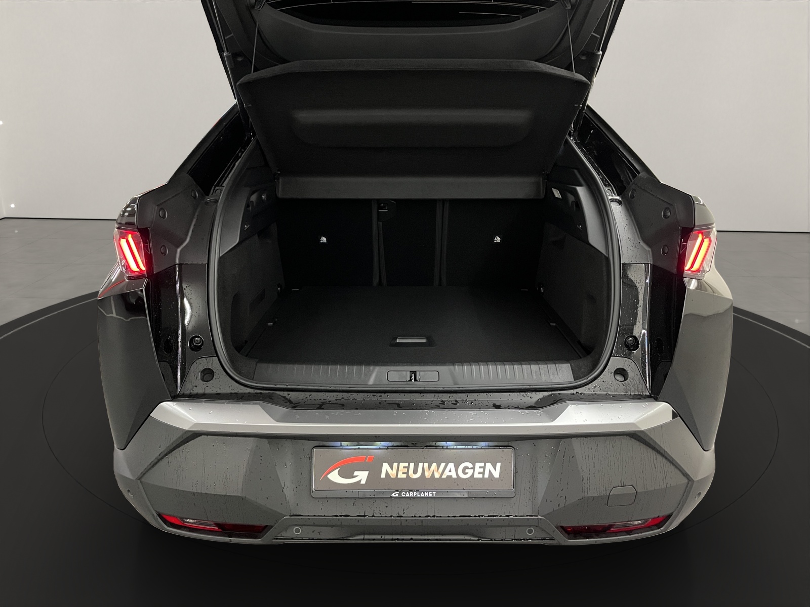 PEUGEOT 3008 1.2 Hybrid Allure Premium-image-15