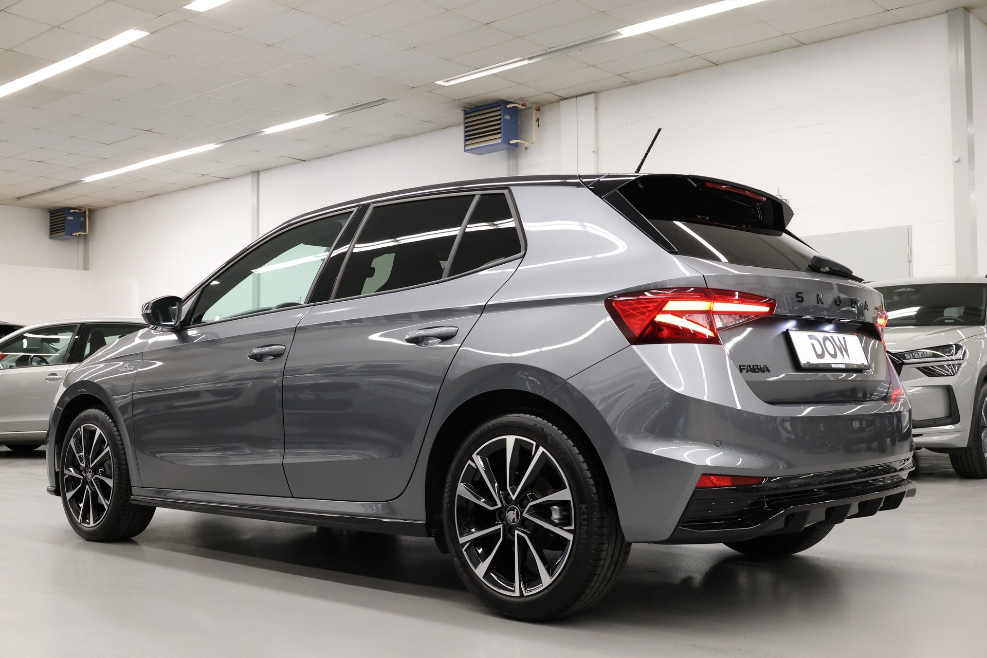 SKODA Fabia 1.0 TSI Monte Carlo DSG-image-8