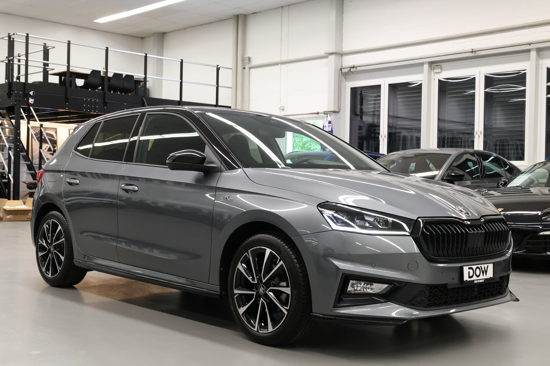SKODA Fabia 1.0 TSI Monte Carlo DSG-showroom-element-1