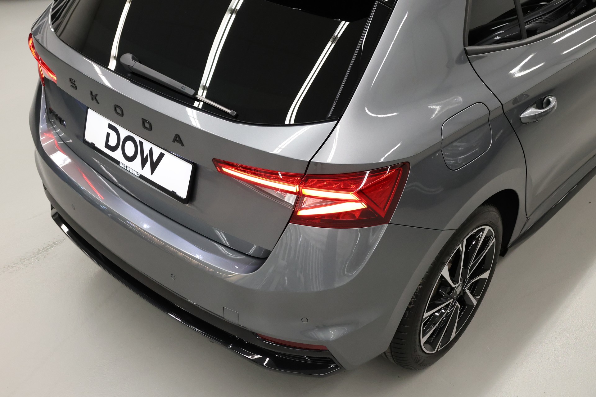 SKODA Fabia 1.0 TSI Monte Carlo DSG-image-10