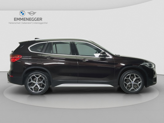 BMW X1 xDrive 20d xLine-image-4