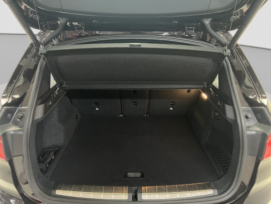 BMW X1 xDrive 20d xLine-image-12