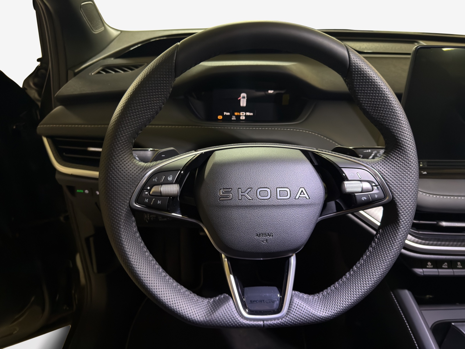 SKODA Enyaq 85 Sportline-image-9