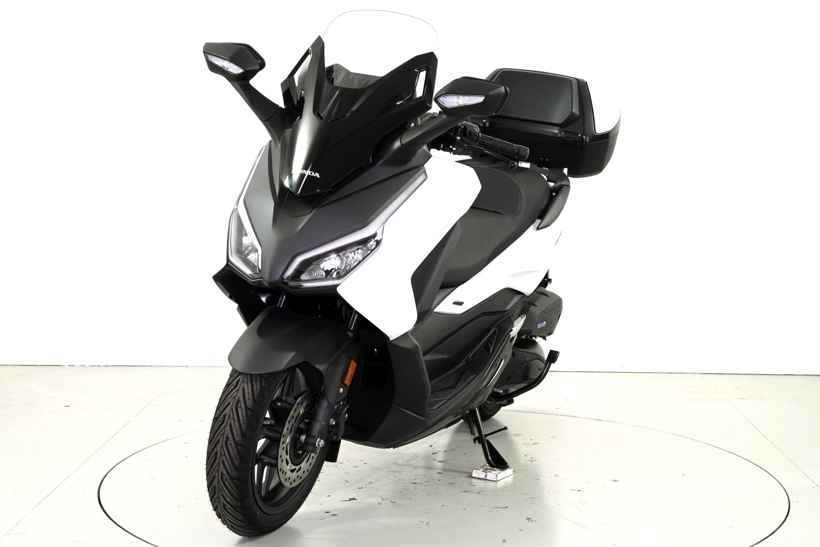 HONDA NSS 125 Forza ABS-showroom-element-2
