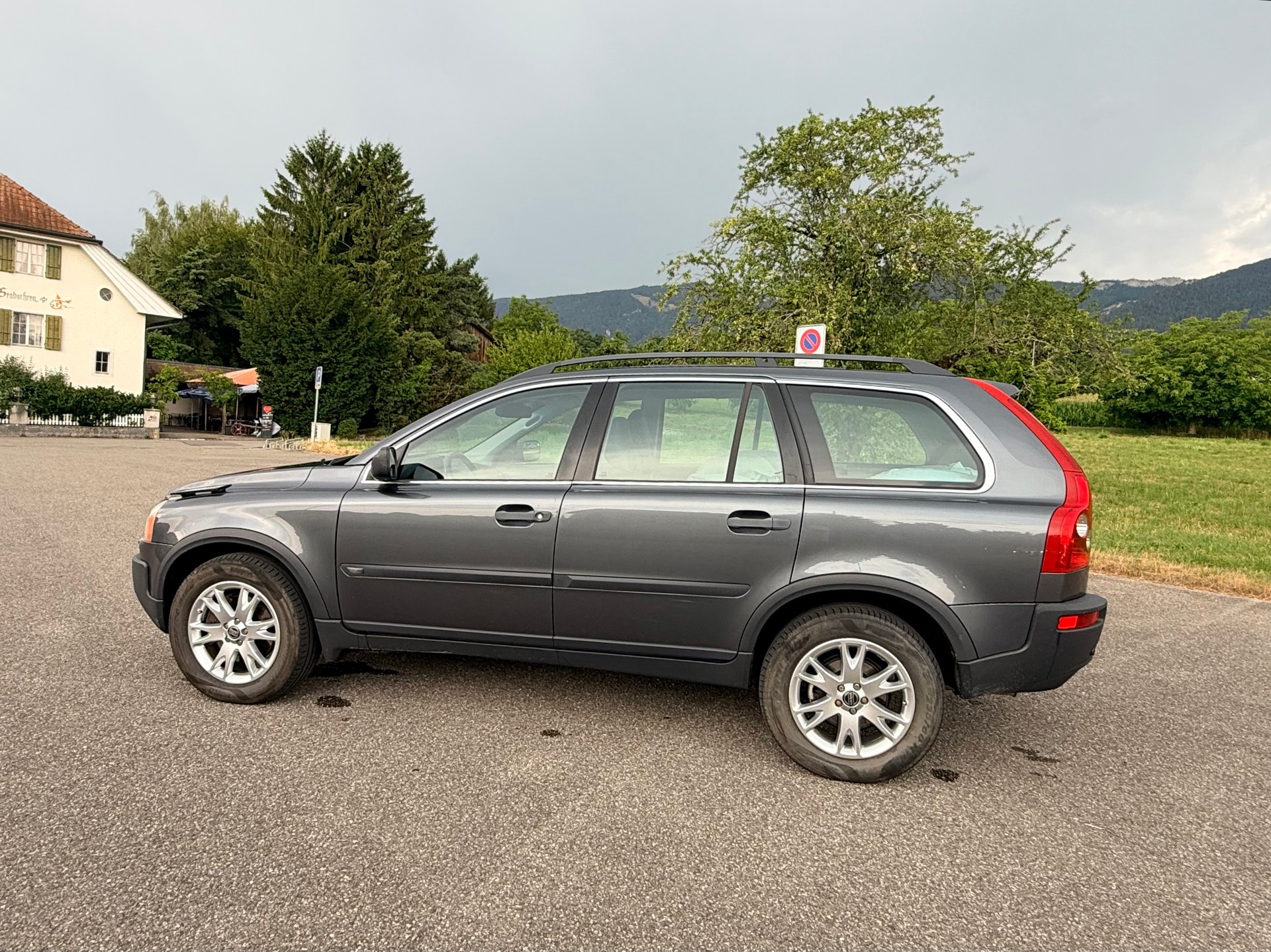 VOLVO XC90 2.5T AWD Summum-image-9