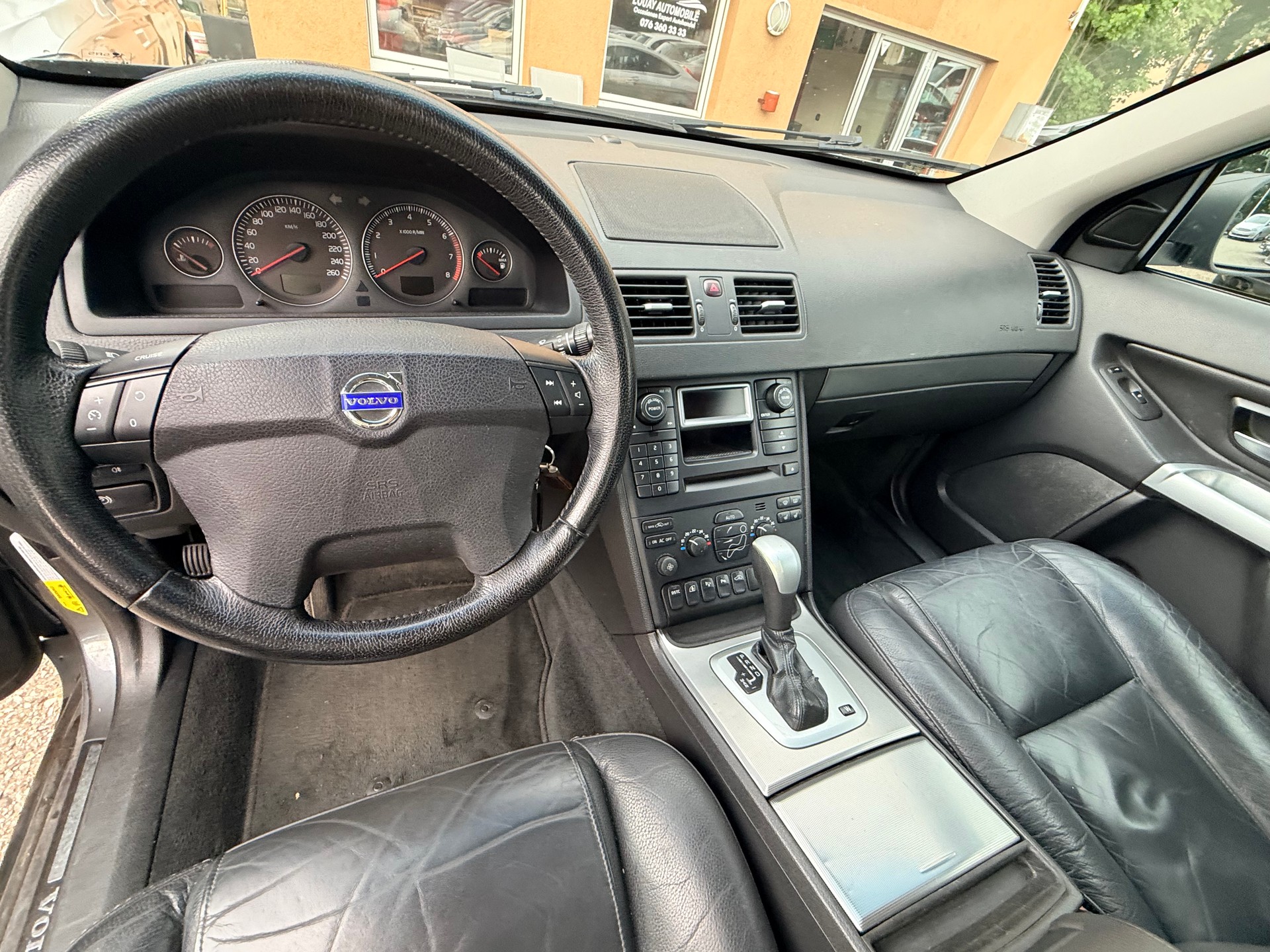VOLVO XC90 2.5T AWD Summum-image-12