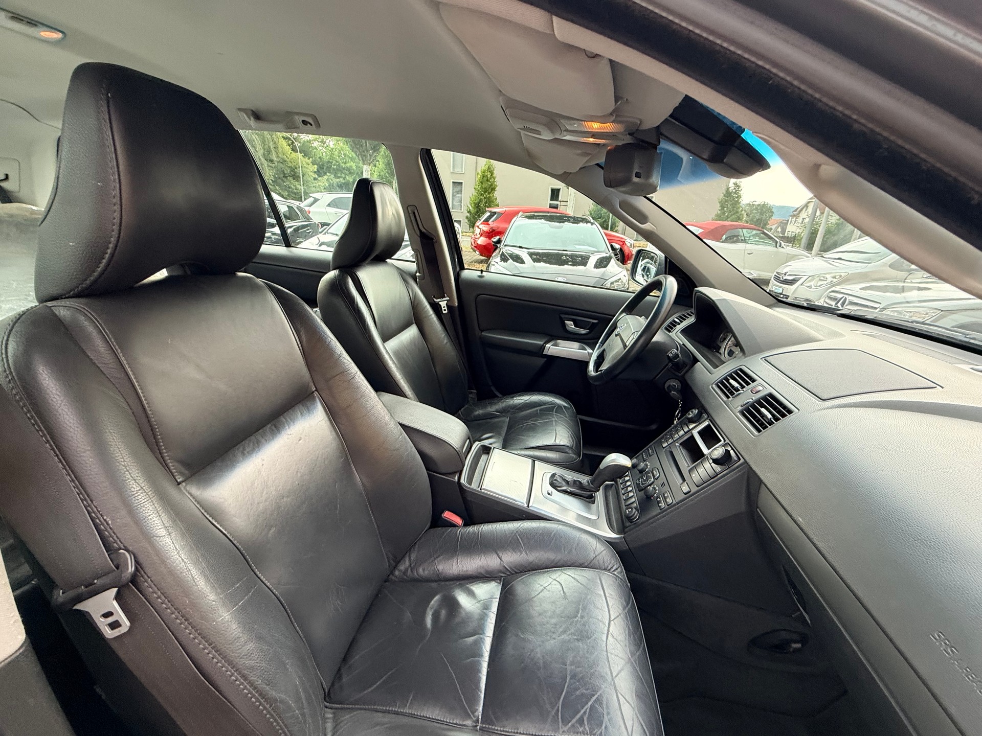 VOLVO XC90 2.5T AWD Summum-image-17