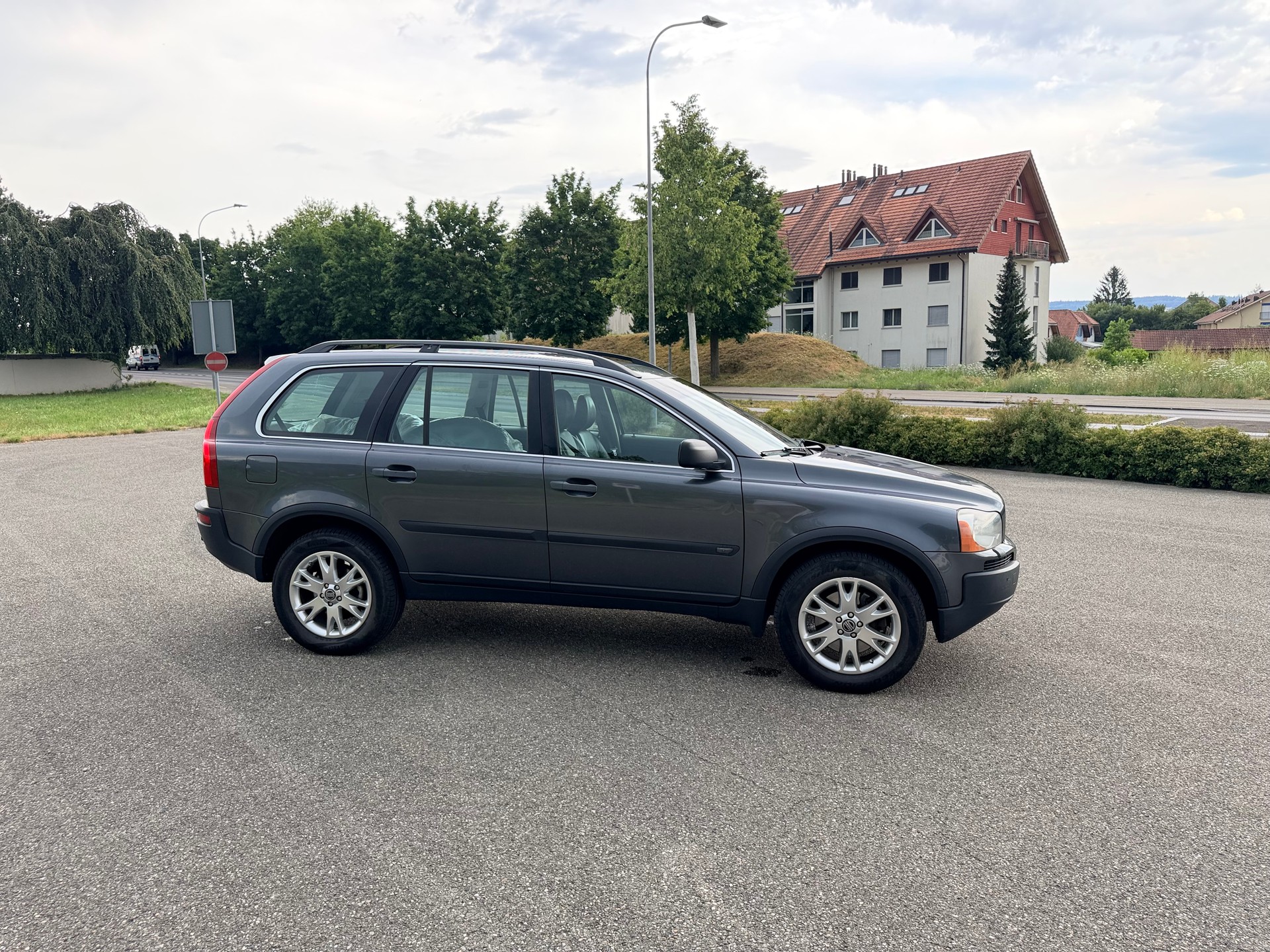 VOLVO XC90 2.5T AWD Summum-image-5