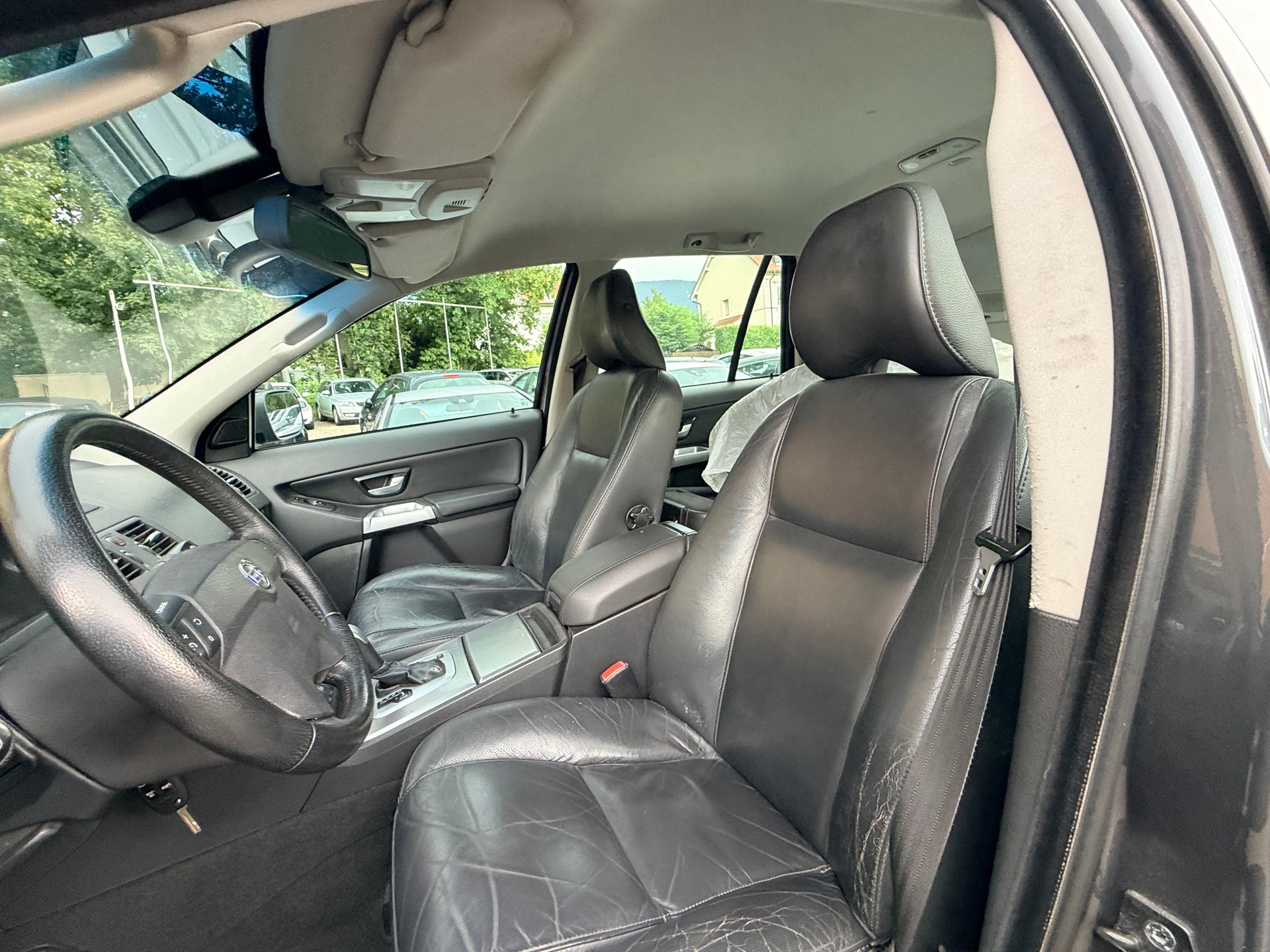 VOLVO XC90 2.5T AWD Summum-image-13