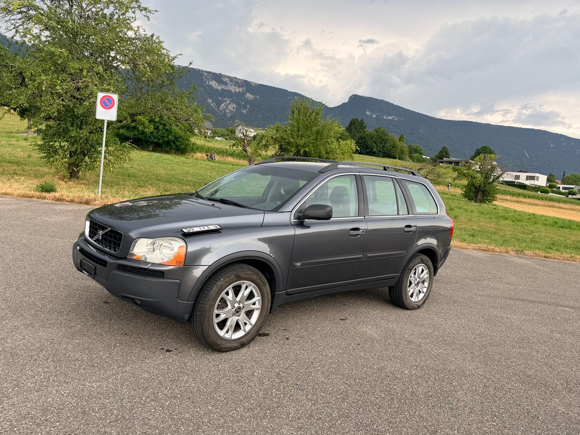 VOLVO XC90 2.5T AWD Summum-image-0