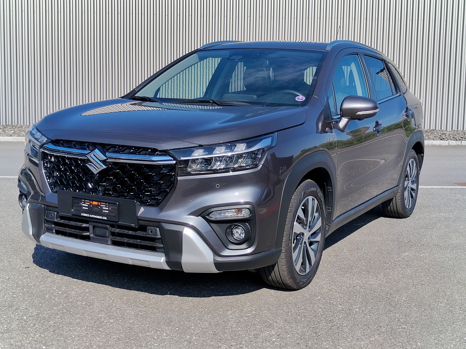 SUZUKI S-Cross 1.5 Piz Sulai Top Hybrid-showroom-element-1