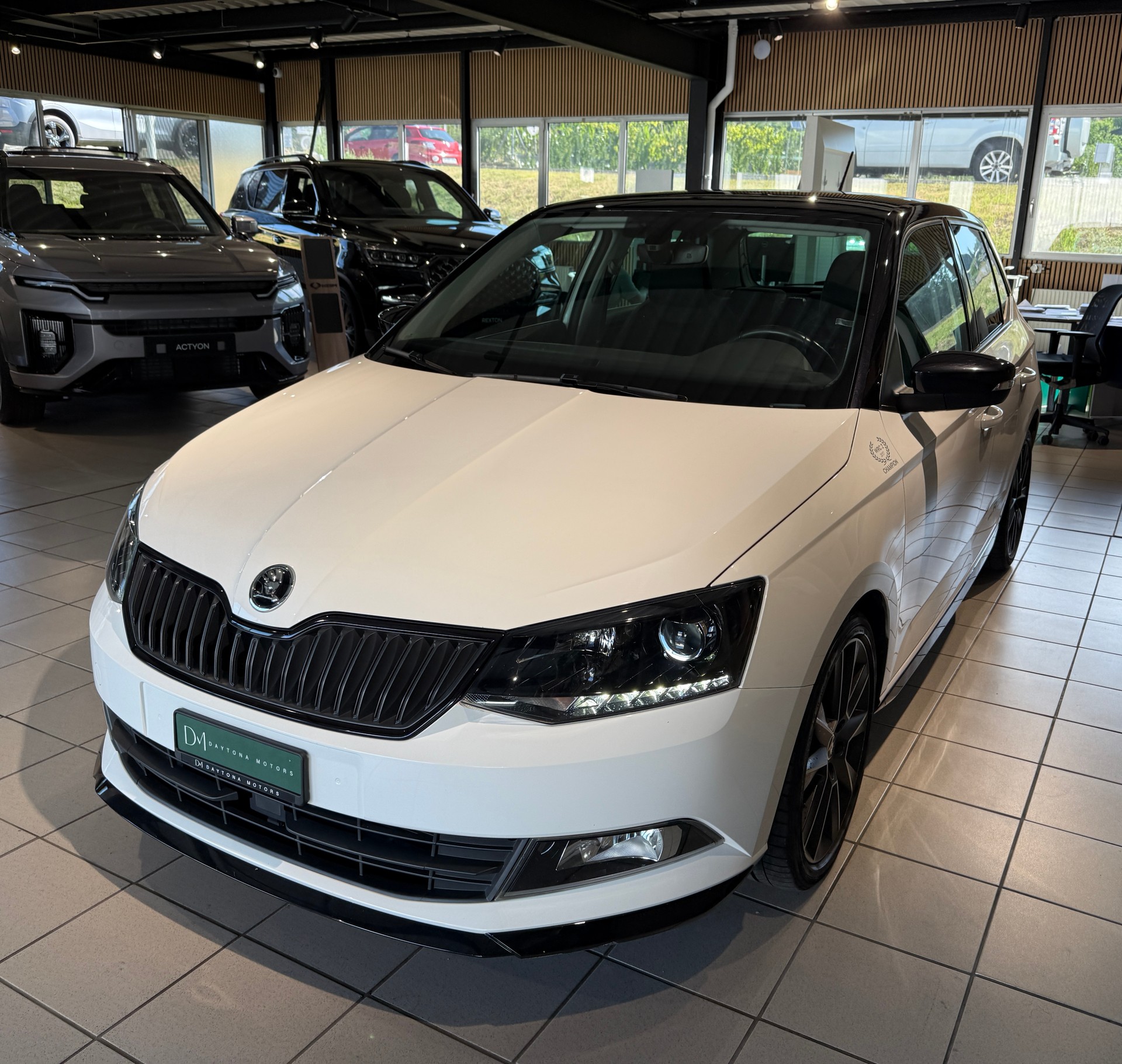 SKODA Fabia 1.4 TSI R5 DSG