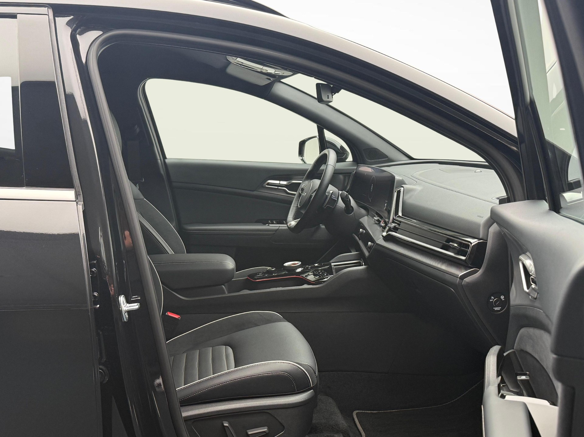 KIA Sportage 1.6 T-GDi PHEV GT-Line-image-9