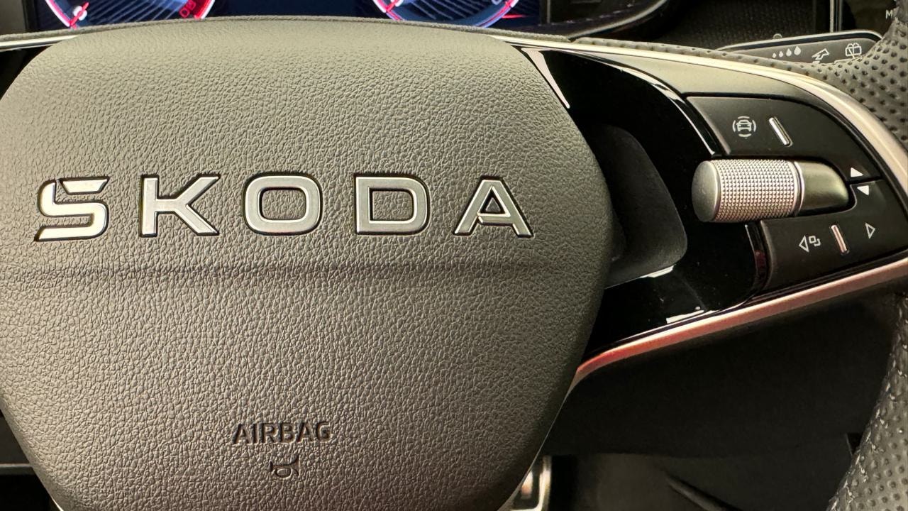 SKODA Fabia 1.5 TSI Monte Carlo DSG-image-9