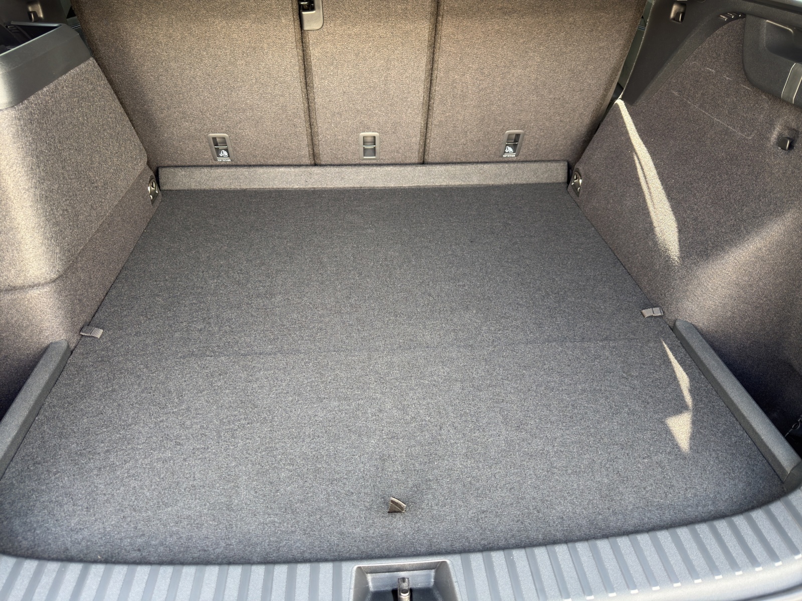 VW Tayron 1.5 TSI evo2 eHybrid R-Line DSG-image-12